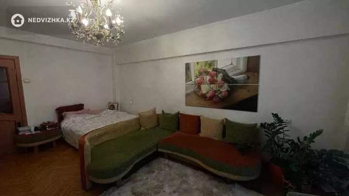3-комнатная квартира, этаж 4 из 5, 82 м²