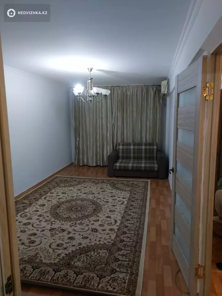 2-комнатная квартира, этаж 1 из 5, 47 м², фотография 3