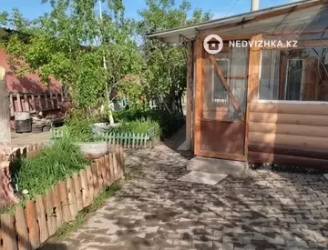 4-комнатный дом, 10 соток, 60 м²