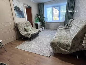 4-комнатная квартира, этаж 2 из 5, 62 м²