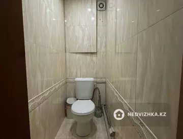 4-комнатная квартира, этаж 6 из 9, 86 м², миниатюра 2