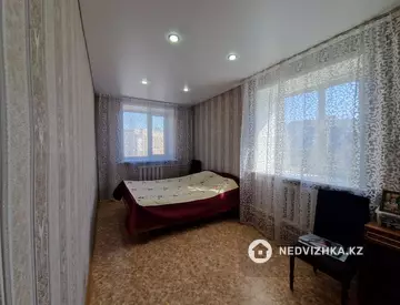 2-комнатная квартира, этаж 4 из 5, 42 м², миниатюра 3