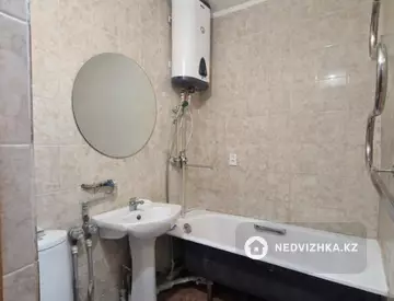 2-комнатная квартира, этаж 4 из 5, 42 м², миниатюра 4
