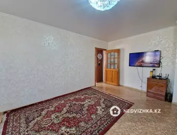 2-комнатная квартира, этаж 4 из 5, 42 м², миниатюра 7