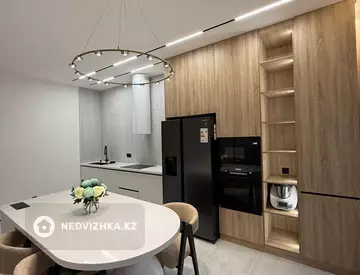 4-комнатная квартира, этаж 3 из 21, 168 м², миниатюра 3