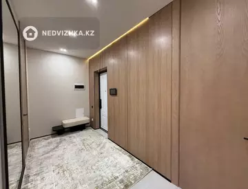 4-комнатная квартира, этаж 3 из 21, 168 м², миниатюра 2