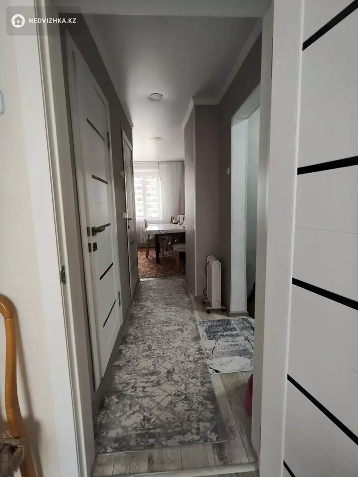2-комнатная квартира, этаж 1 из 5, 52 м², фотография 4