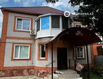 5-комнатный дом, 6 соток, 230 м²