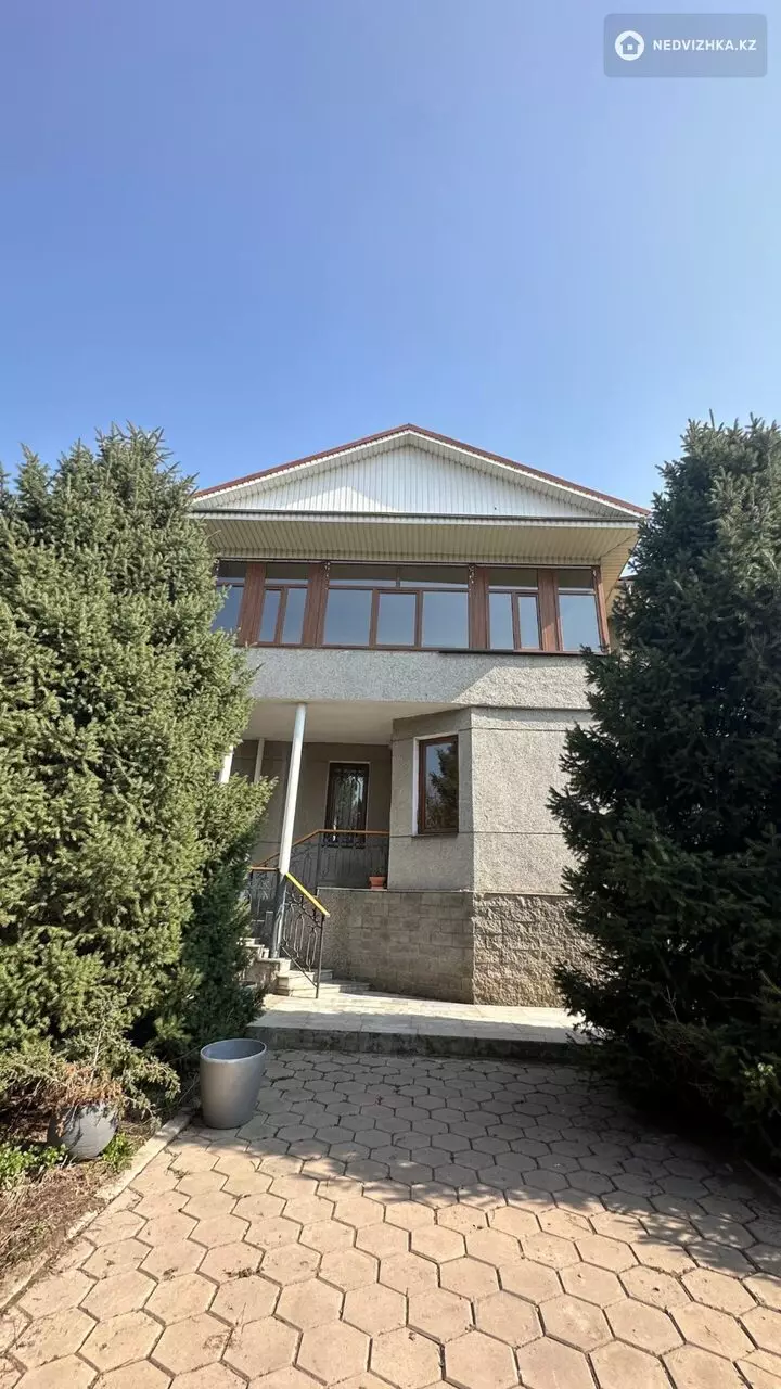 6-комнатный дом, 16.5 соток, 316 м²