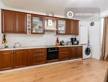 2-комнатная квартира, этаж 10 из 17, 65 м², миниатюра 9