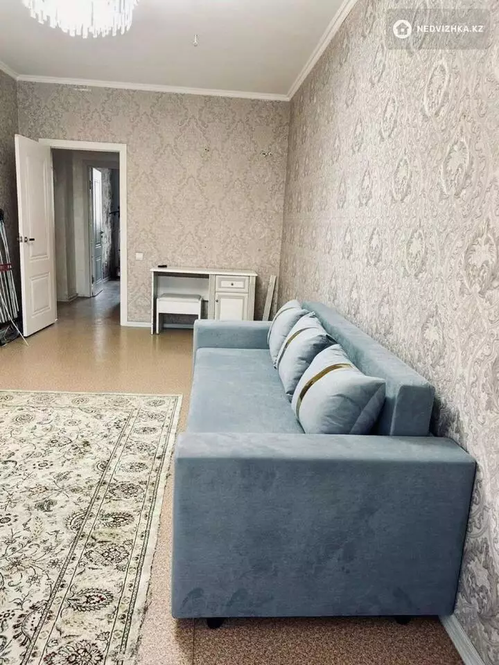 3-комнатная квартира, этаж 3 из 5, 75 м², фотография 3