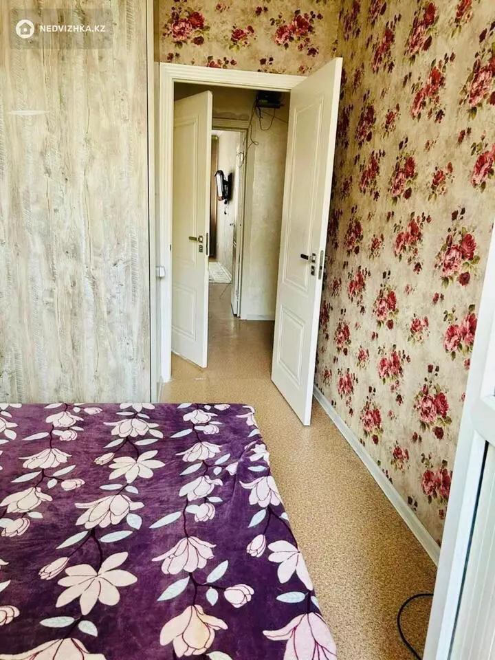 3-комнатная квартира, этаж 3 из 5, 75 м², фотография 4