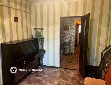 3-комнатная квартира, этаж 1 из 2, 82 м²