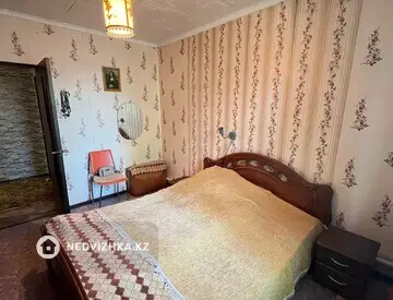 3-комнатная квартира, этаж 1 из 2, 82 м²