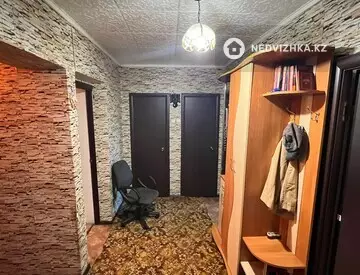 3-комнатная квартира, этаж 1 из 2, 82 м²