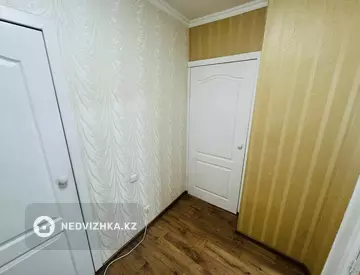 1-комнатная квартира, этаж 10 из 10, 45 м², миниатюра 3