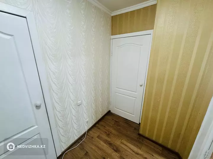 1-комнатная квартира, этаж 10 из 10, 45 м², фотография 3