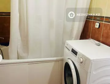 1-комнатная квартира, этаж 10 из 10, 45 м², миниатюра 11