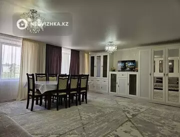 2-бөлмелі пәтер, қабат 3 барлық қабат саны 4, 82 м², Посуточно, 2-нобай