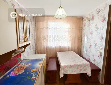 5-бөлмелі үй, 8.5 соттық, 60 м², 9-нобай