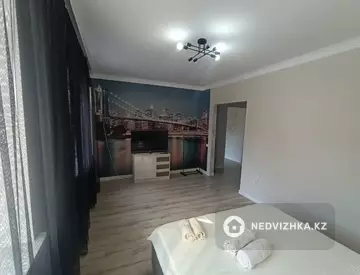 1-комнатная квартира, этаж 2 из 5, 45 м², Посуточно