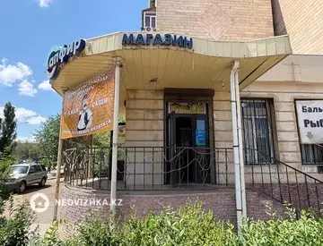 Помещение, этаж 2 из 2, 200 м²