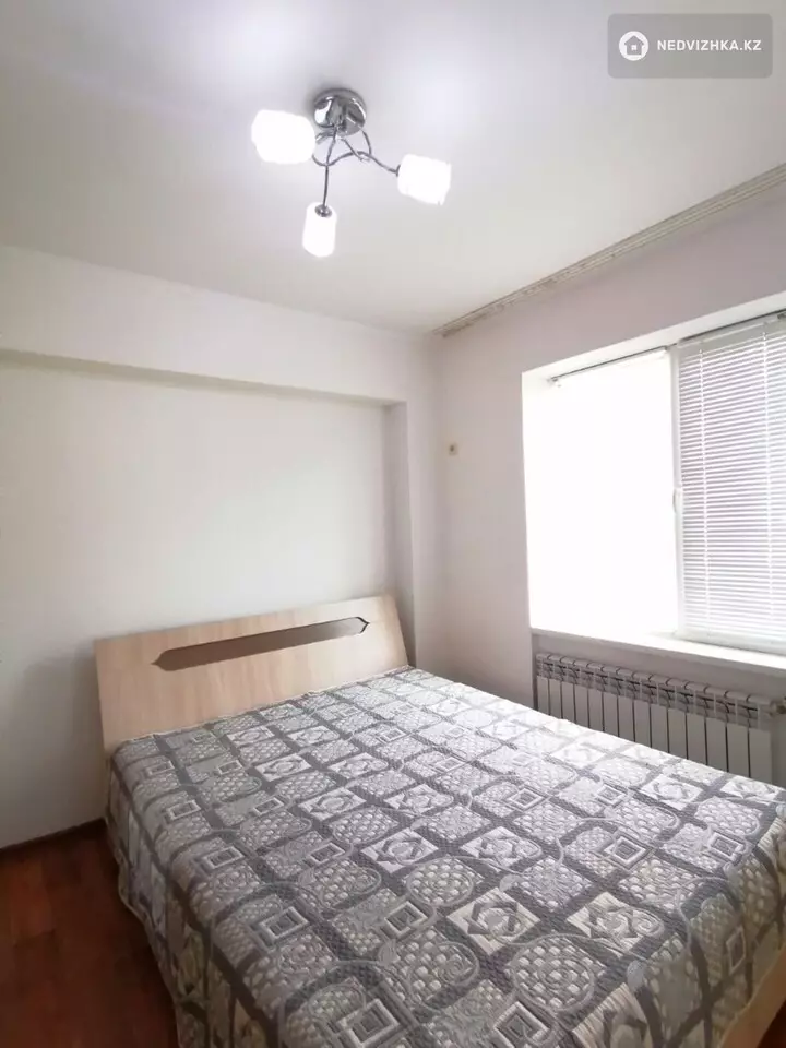 3-комнатная квартира, этаж 2 из 5, 58 м², фотография 5