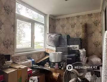 4-комнатная квартира, этаж 2 из 4, 84 м²