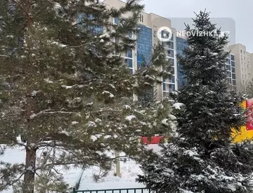 4-комнатная квартира, этаж 8 из 10, 120 м²