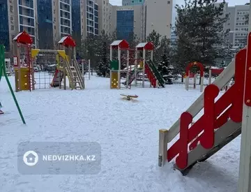 4-комнатная квартира, этаж 8 из 10, 120 м²