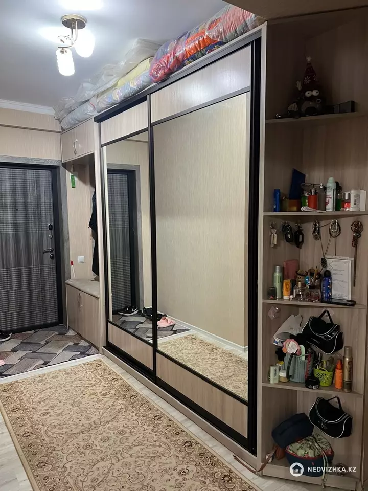 2-комнатная квартира, этаж 4 из 9, 73 м², фотография 5