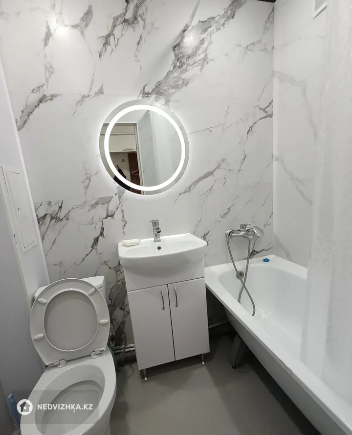 4-комнатная квартира, этаж 2 из 5, 38 м², Посуточно, фотография 5