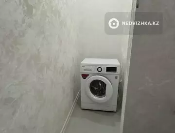 4-комнатная квартира, этаж 2 из 5, 38 м², Посуточно, миниатюра 7