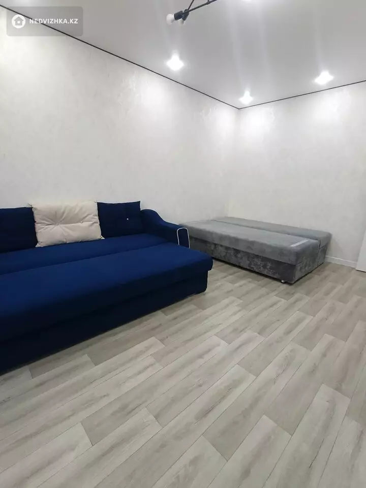 2-комнатная квартира, этаж 2 из 5, 70 м², Посуточно