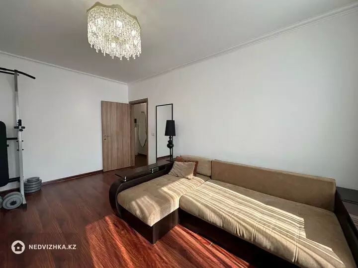 1-комнатная квартира, этаж 4 из 7, 44 м², фотография 3