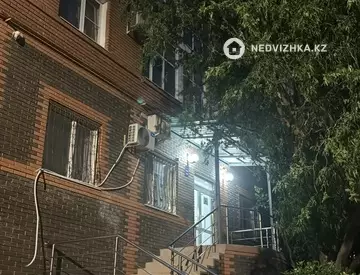 2-комнатная квартира, этаж 1 из 9, 65 м², На длительный срок
