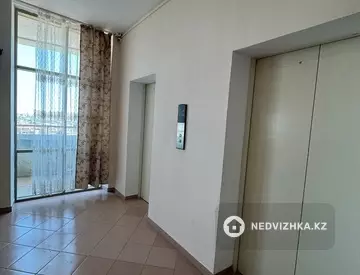 3-комнатная квартира, этаж 12 из 17, 100 м², На длительный срок