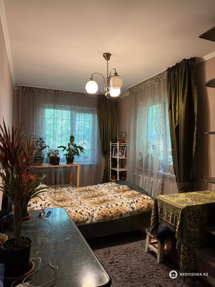 2-комнатная квартира, этаж 1 из 4, 44 м²