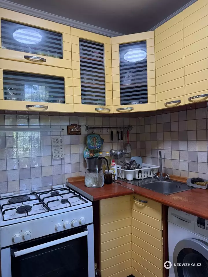 2-комнатная квартира, этаж 1 из 4, 44 м², фотография 4