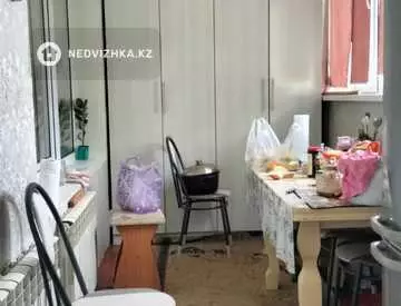 4-комнатная квартира, этаж 5 из 5, 71 м²