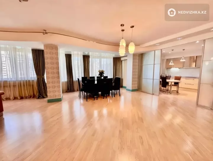 4-комнатная квартира, этаж 6 из 8, 190 м², фотография 5
