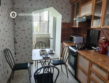 2-комнатная квартира, этаж 9 из 9, 60 м², На длительный срок