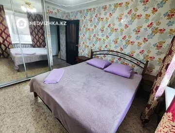 2-комнатная квартира, этаж 9 из 9, 60 м², На длительный срок
