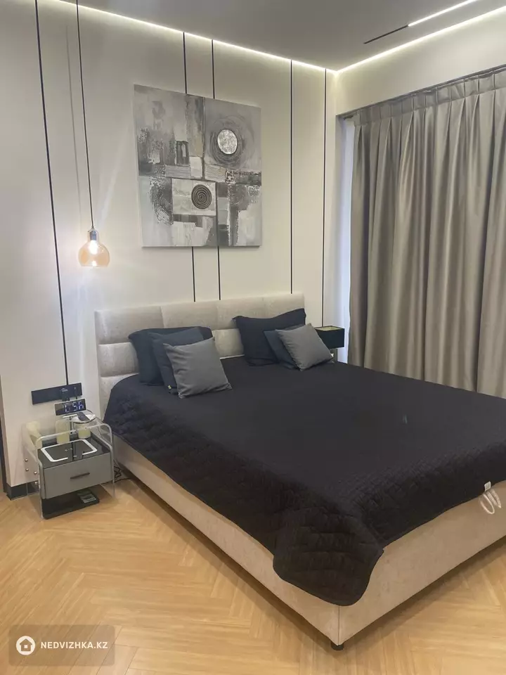 3-комнатная квартира, этаж 2 из 4, 88 м², фотография 4