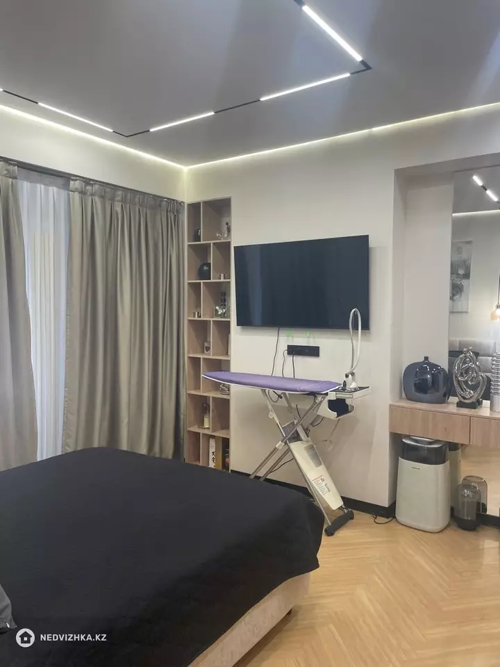 3-комнатная квартира, этаж 2 из 4, 88 м², фотография 5