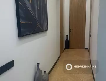 3-комнатная квартира, этаж 2 из 4, 88 м², миниатюра 11