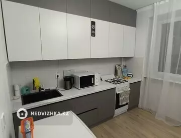 1-комнатная квартира, этаж 6 из 9, 45 м², По часам, миниатюра 6