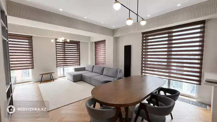 5-комнатная квартира, этаж 3 из 4, 133 м², фотография 5