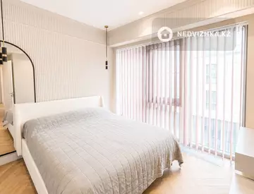 5-комнатная квартира, этаж 3 из 4, 133 м², миниатюра 11