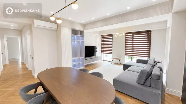 5-комнатная квартира, этаж 3 из 4, 133 м², фотография 4